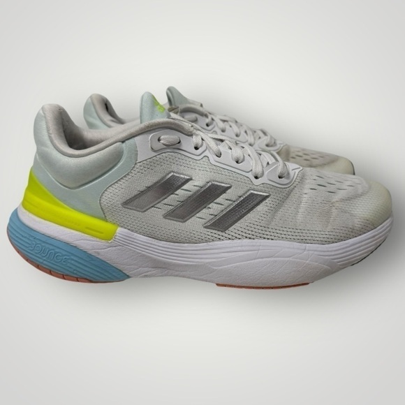 adidas Shoes - Women’s Adidas Super Response 3.0 size 7.5